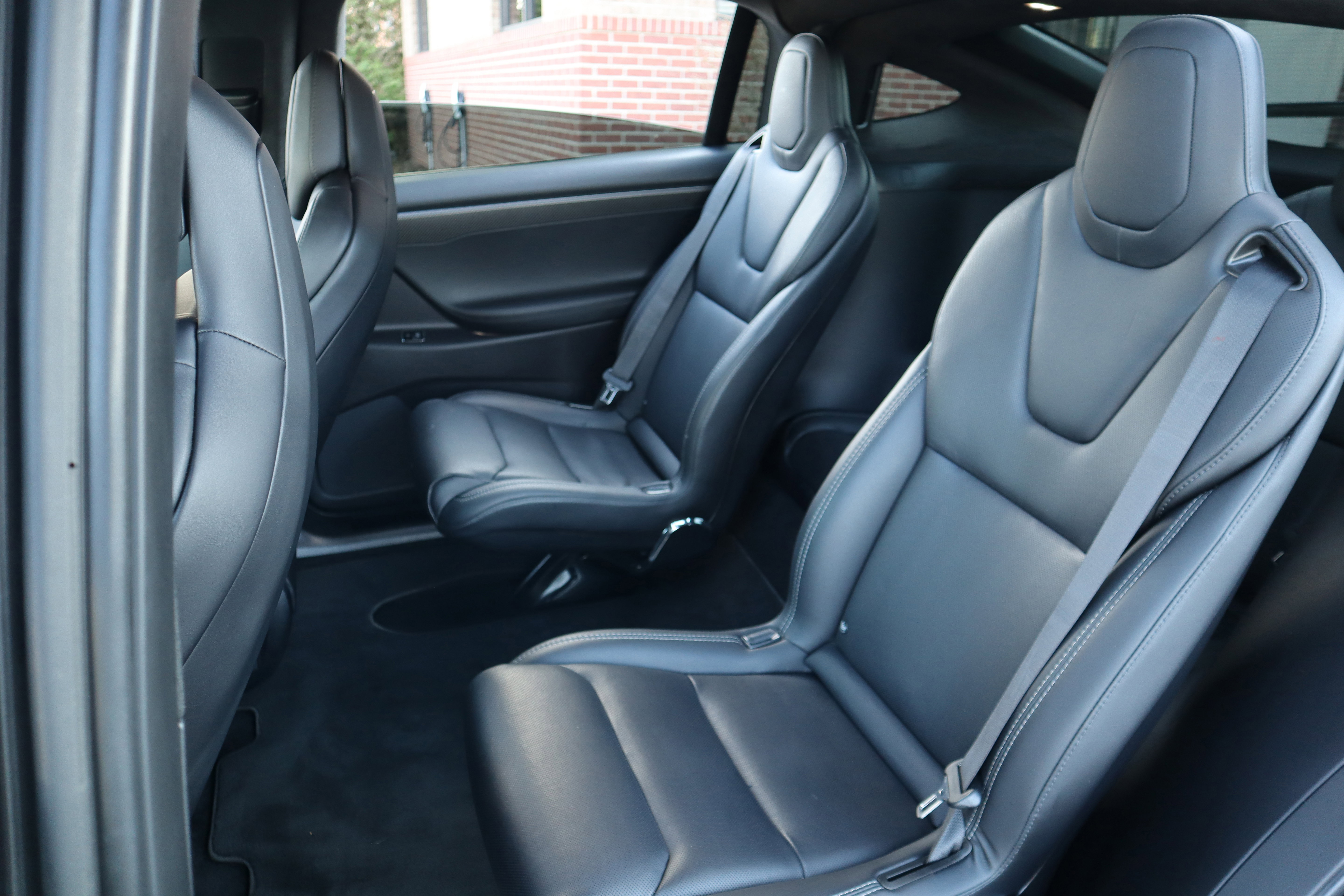 Used 2018 Tesla Model X P100D image 26