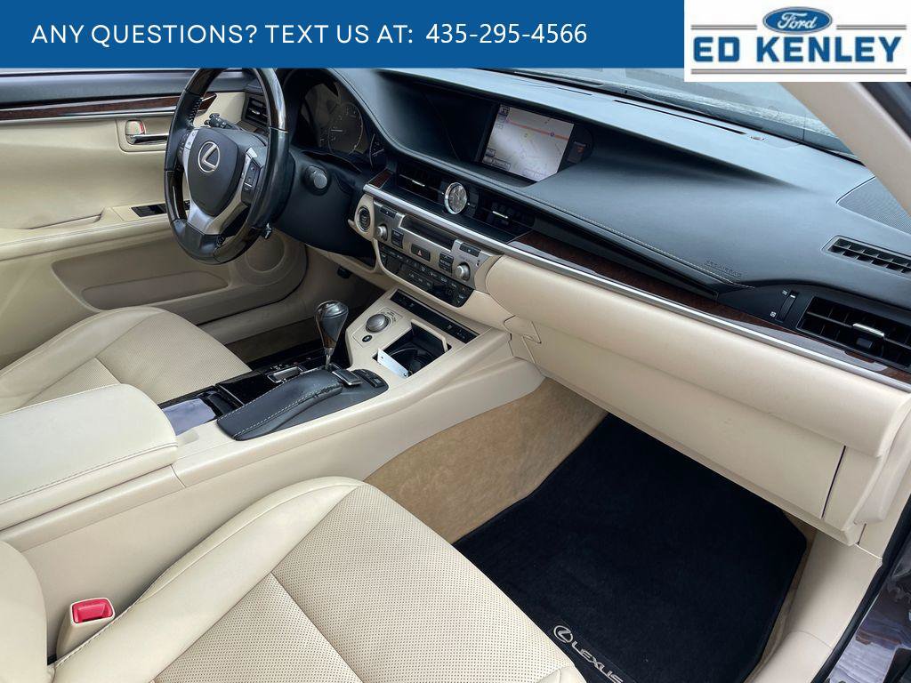 Used 2014 Lexus ES 350 w/ Premium Package FWD image 30