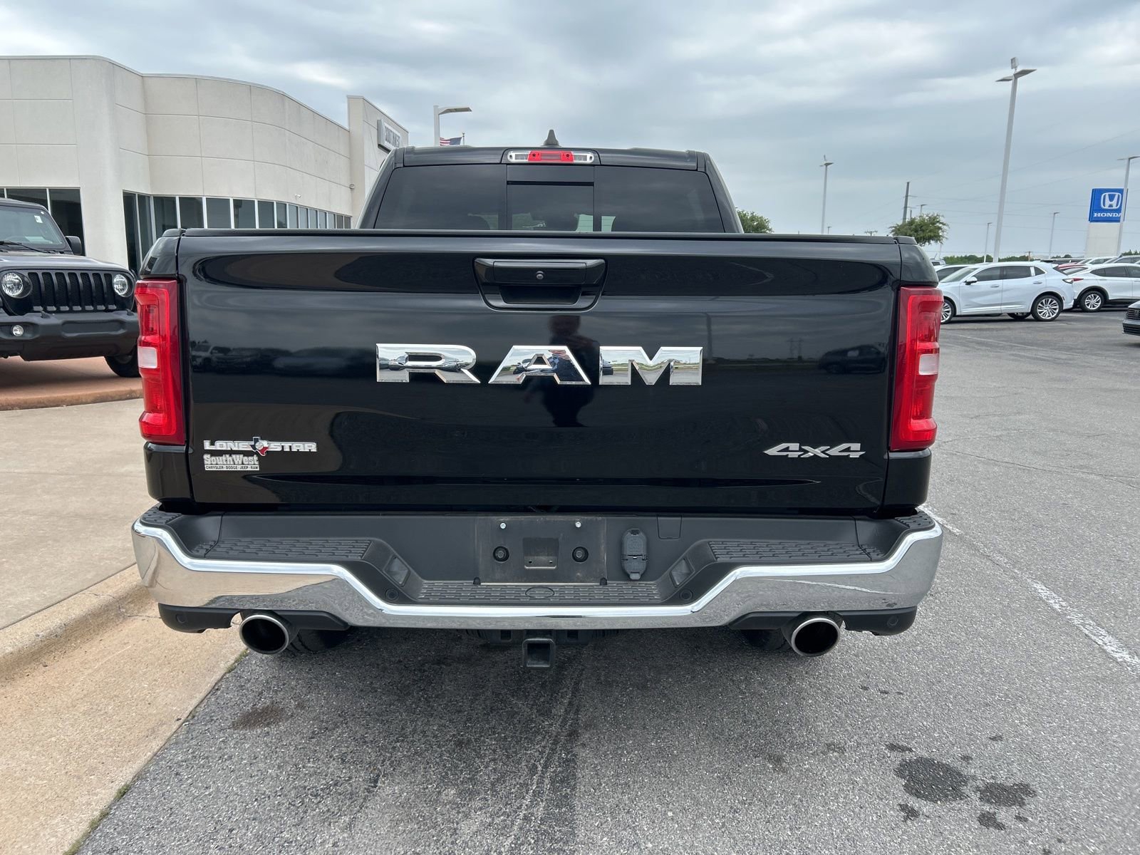 Used 2025 RAM 1500 Lone Star AWD/4WD image 6