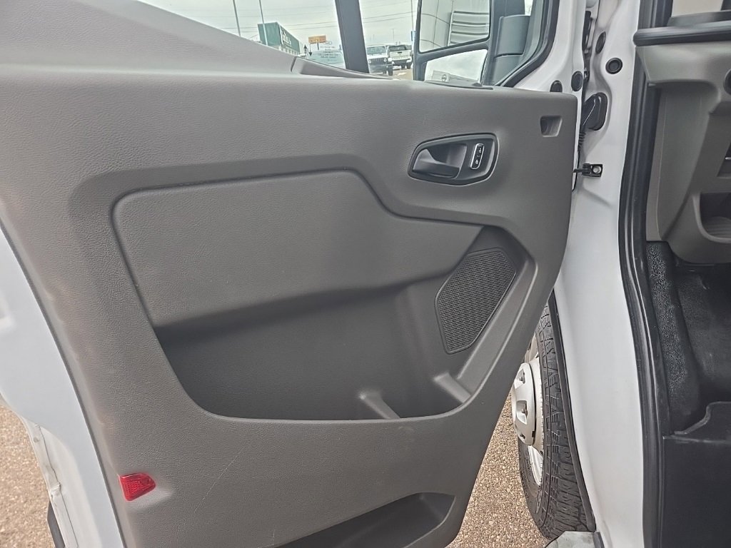 Used 2023 Ford Transit 250 Low Roof AWD w/ Exterior Upgrade Package image 10