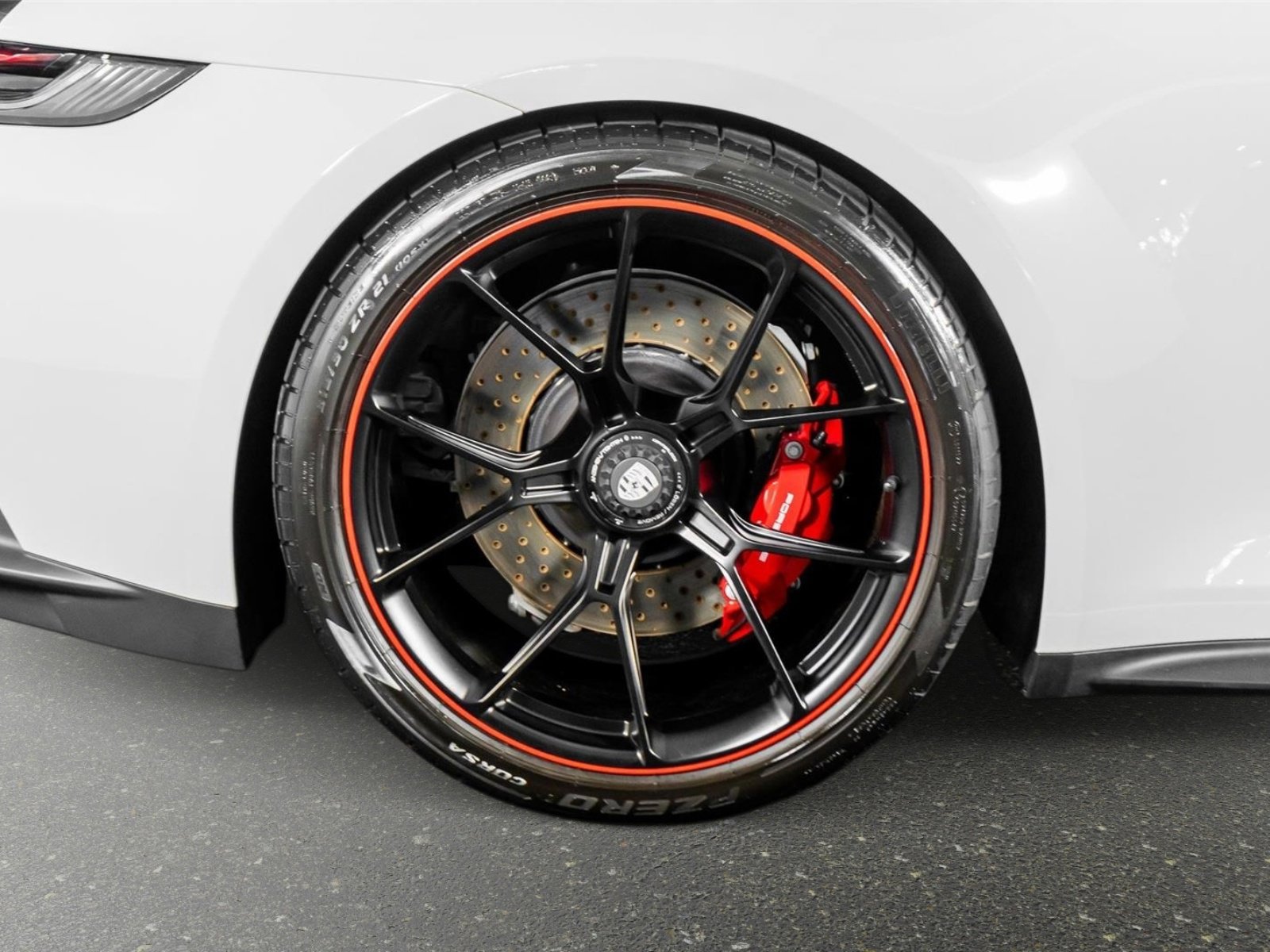 Used 2024 Porsche 911 GT3 image 9
