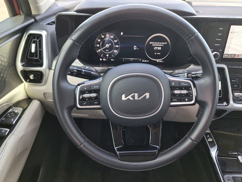 Used 2023 Kia Sorento SX image 15