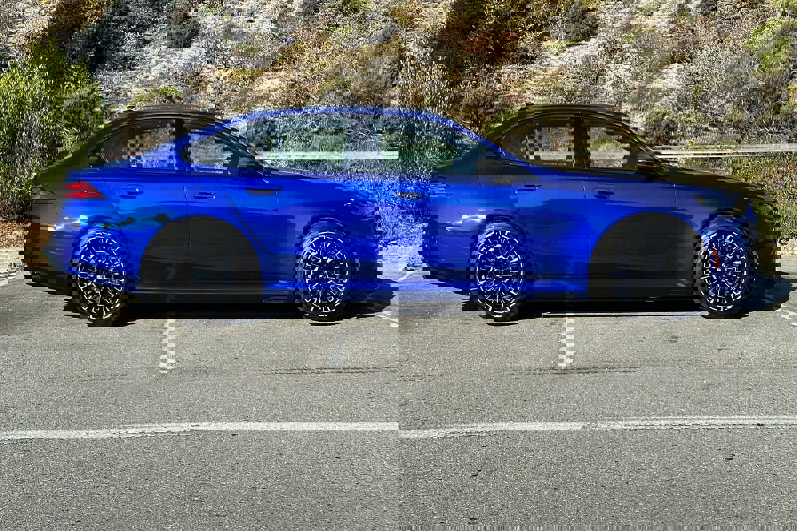 Used 2025 BMW M5 w/ Carbon Package image 6