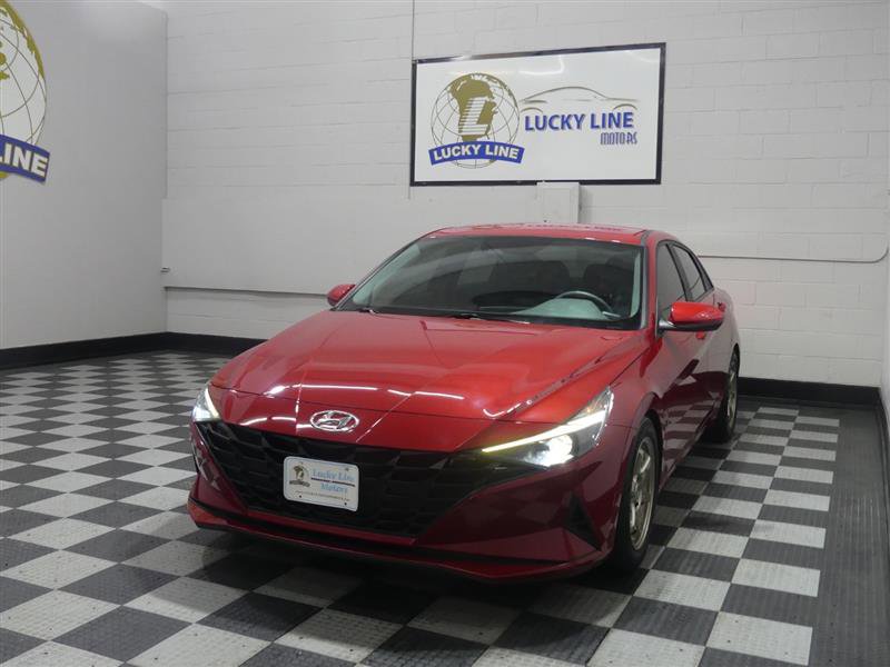 Used 2022 Hyundai Elantra SEL FWD image 4