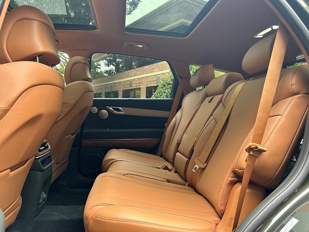 Certified 2026 Genesis GV80 3.5T Advanced AWD/4WD image 19