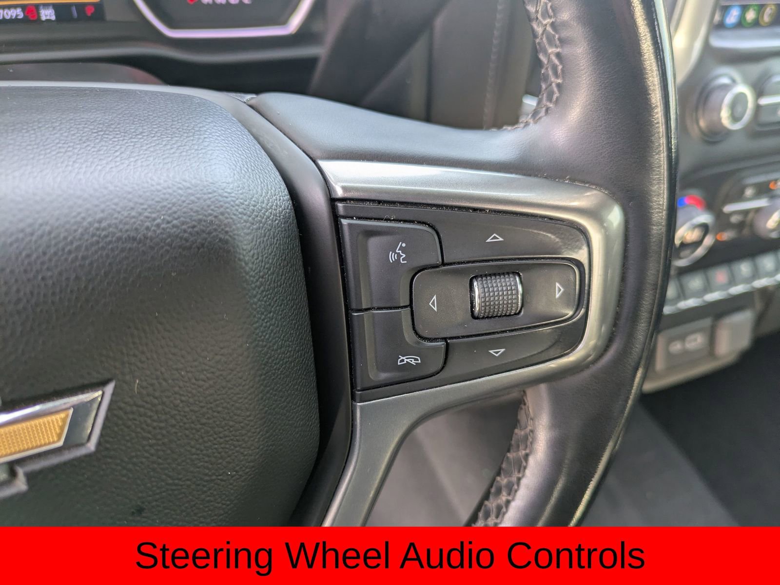 Used 2023 Chevrolet Silverado 2500 LT w/ Convenience Package image 15