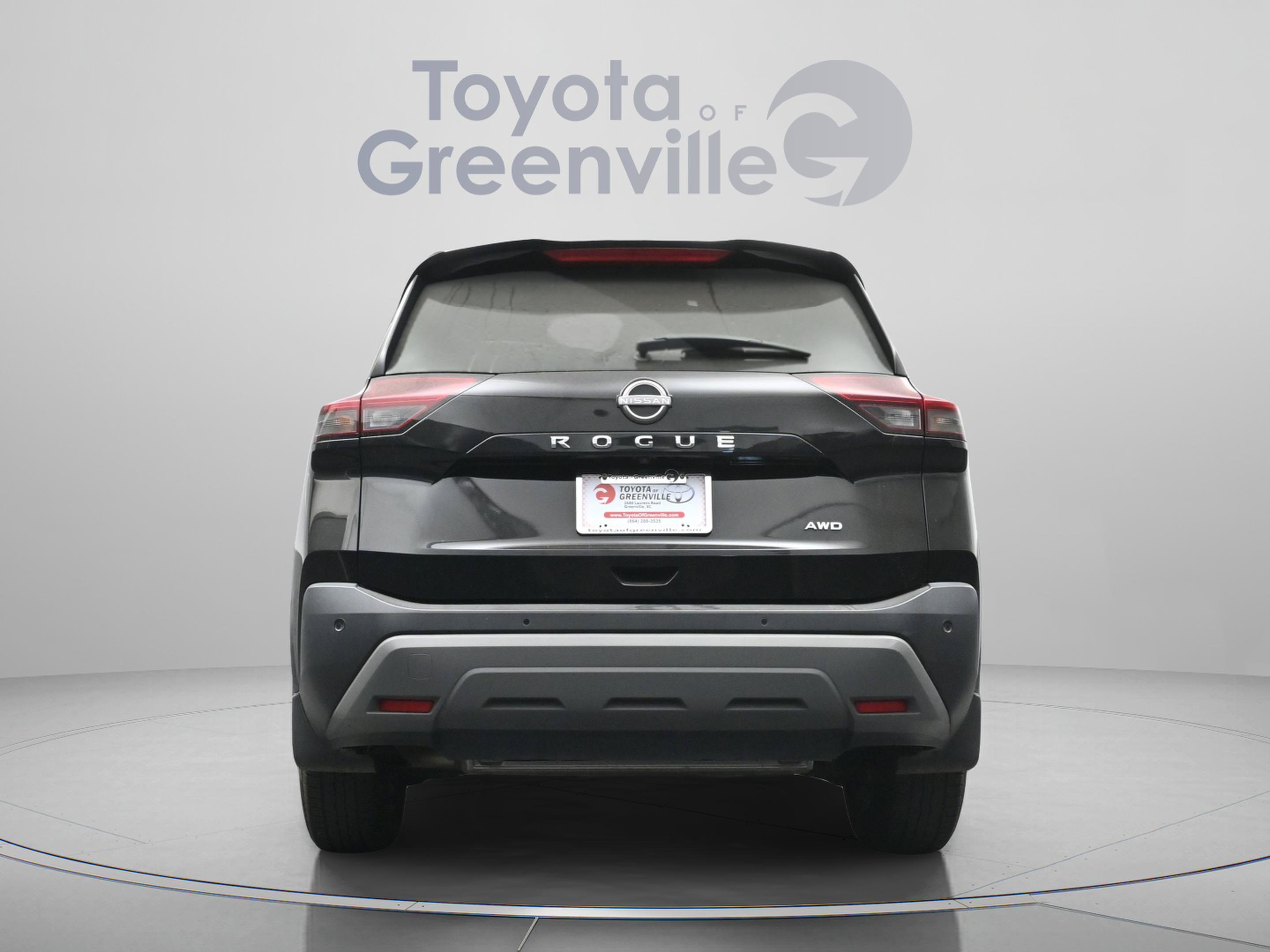 Used 2023 Nissan Rogue S AWD/4WD image 11