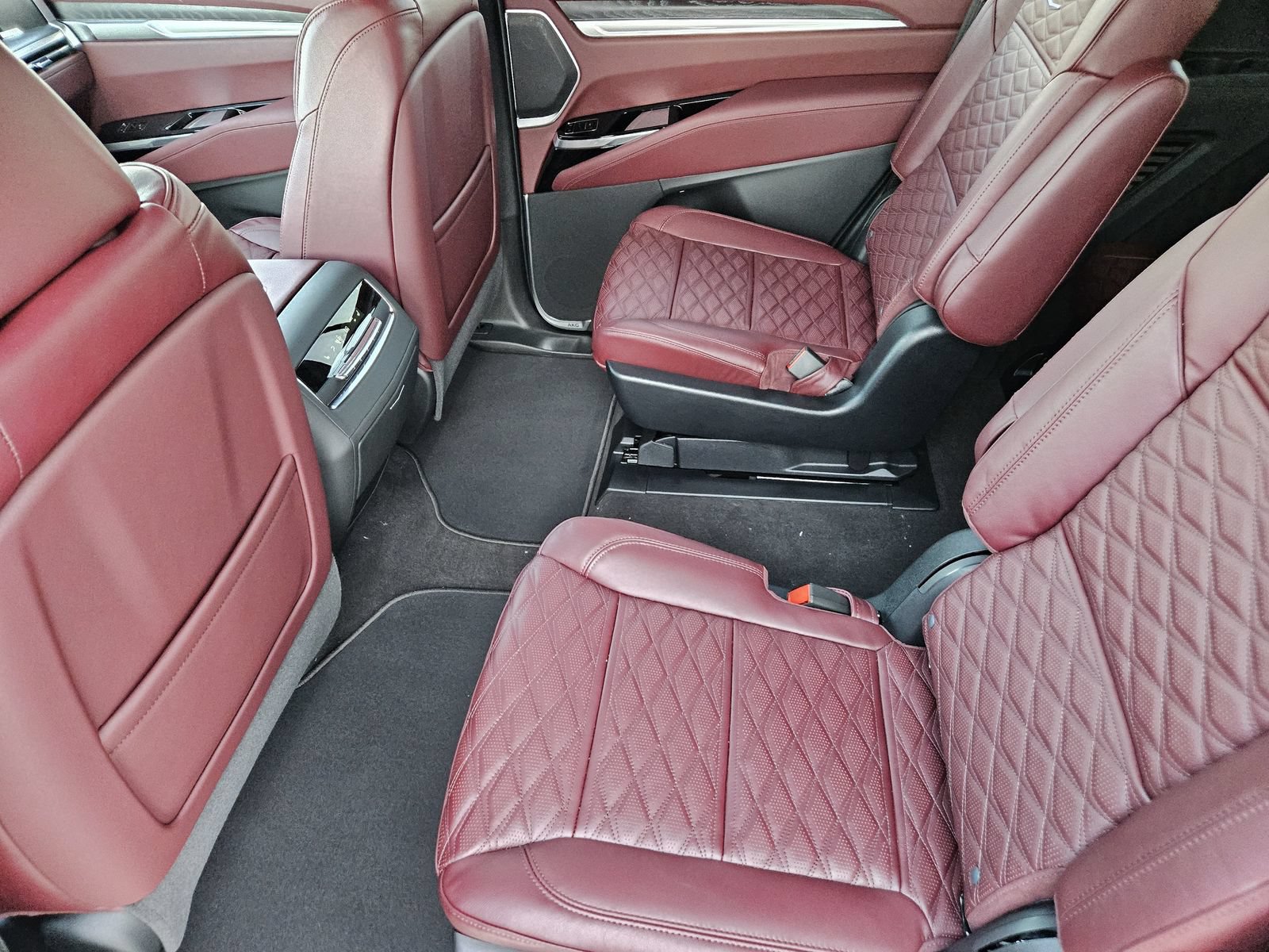 New 2027 Cadillac Escalade Sport AWD/4WD image 25
