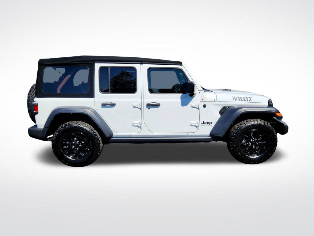 Used 2023 Jeep Wrangler Willys image 9