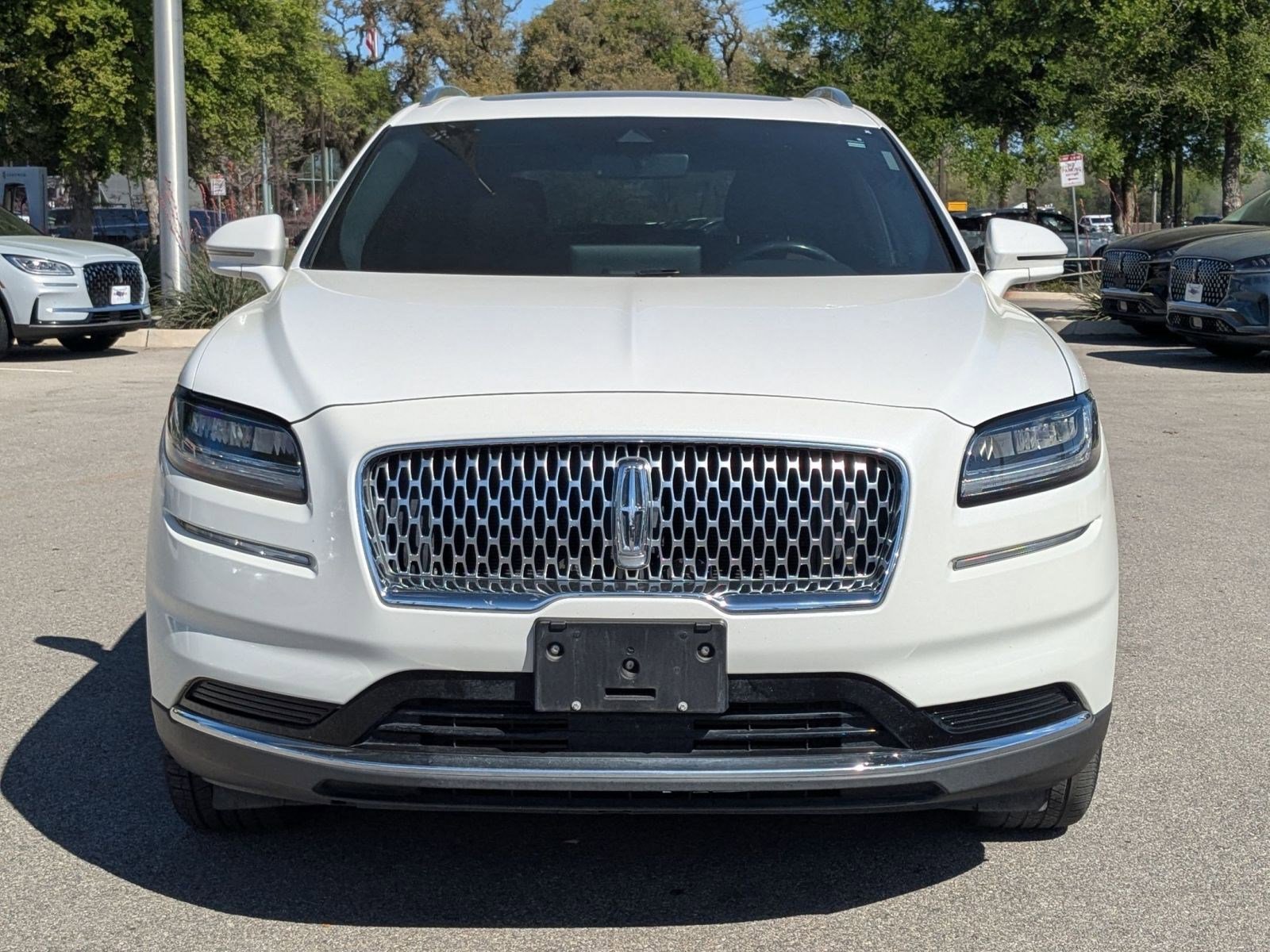 Used 2023 Lincoln Nautilus Reserve w/ Luxury Package FWD image 8