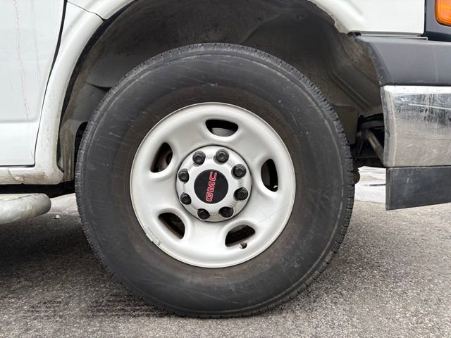 Used 2024 GMC Savana 2500 w/ Driver Convenience Package image 21