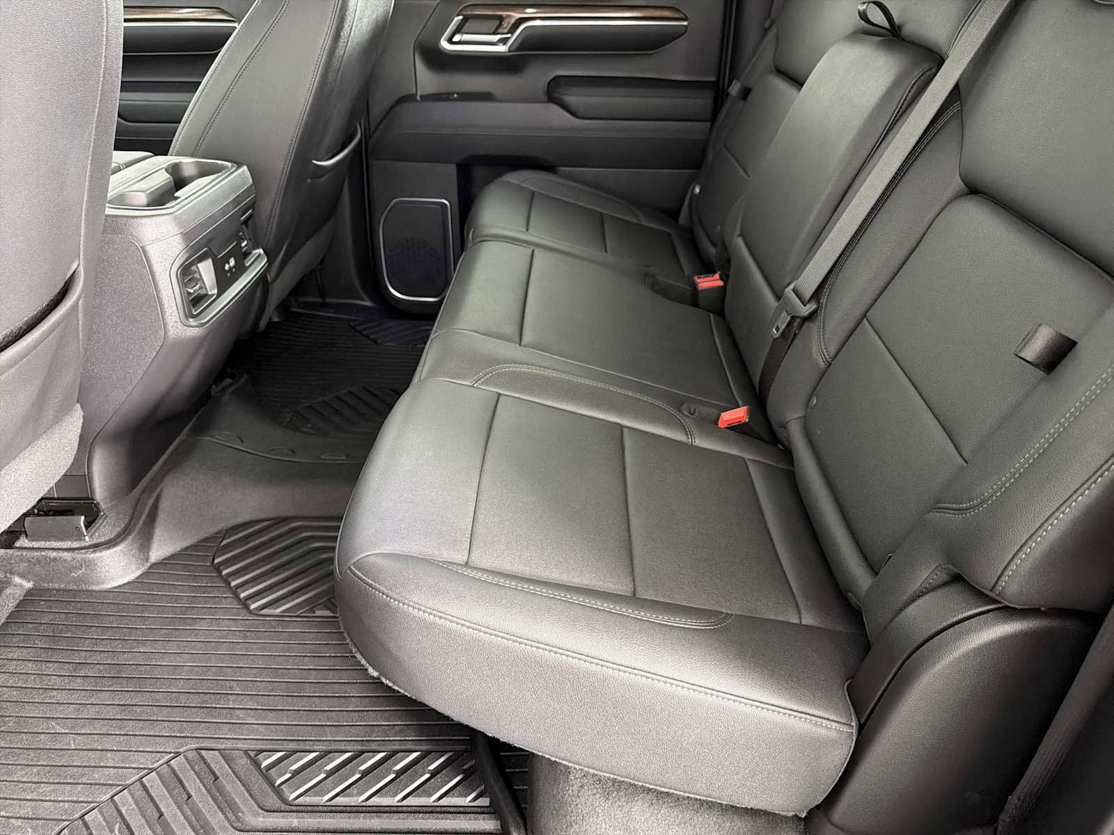 Used 2024 Chevrolet Silverado 1500 LT Trail Boss w/ LT Trail Boss Premium Package image 17