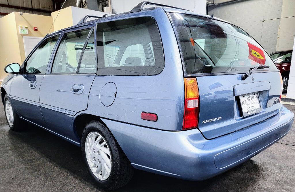 Used 1999 Ford Escort SE image 35