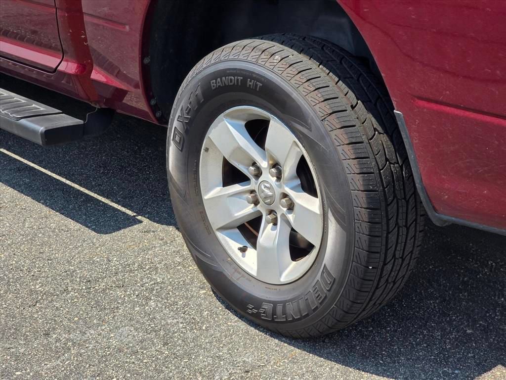 Used 2021 RAM 1500 Classic SLT AWD/4WD image 19