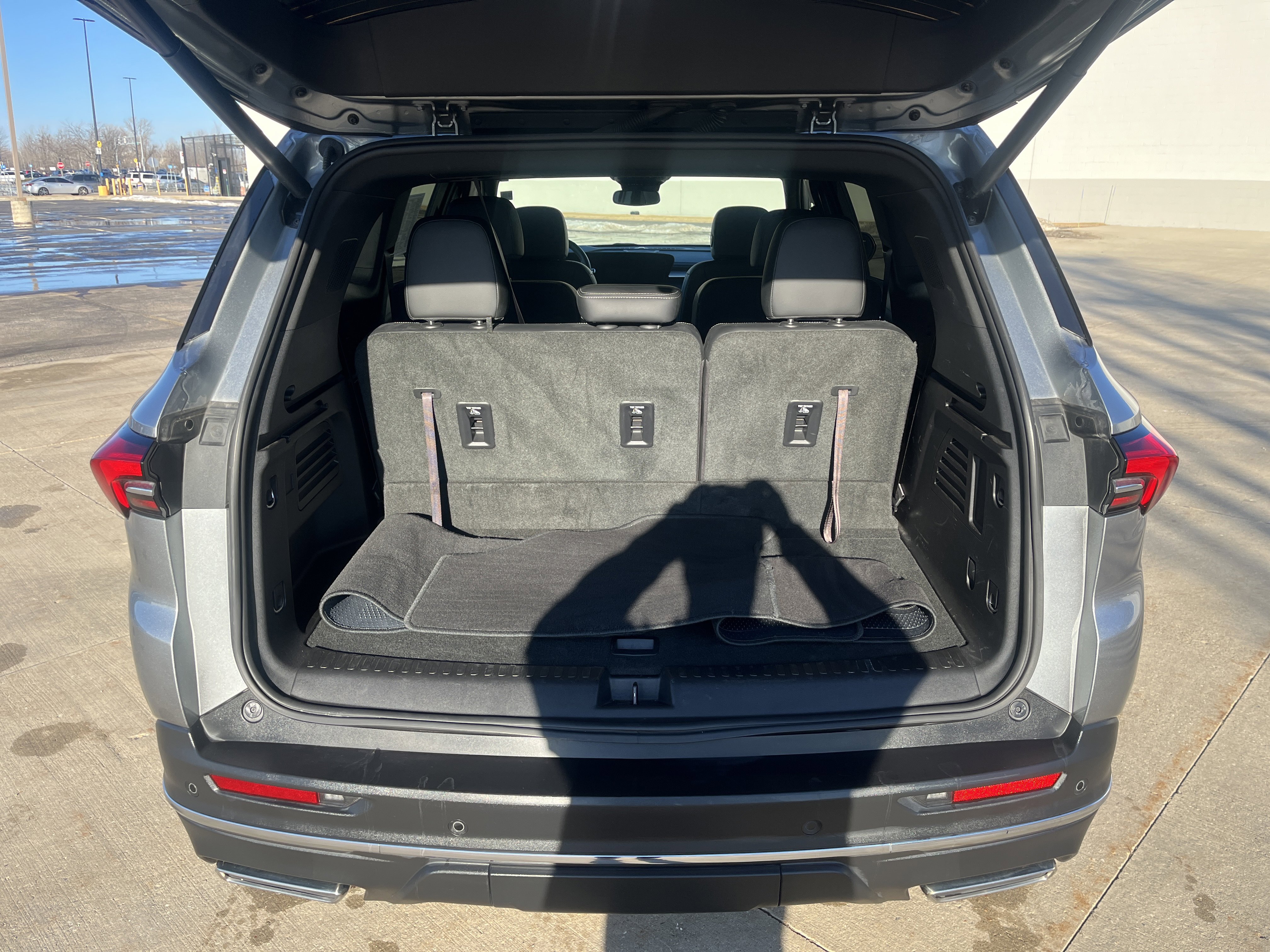 Used 2025 Buick Enclave Preferred image 20