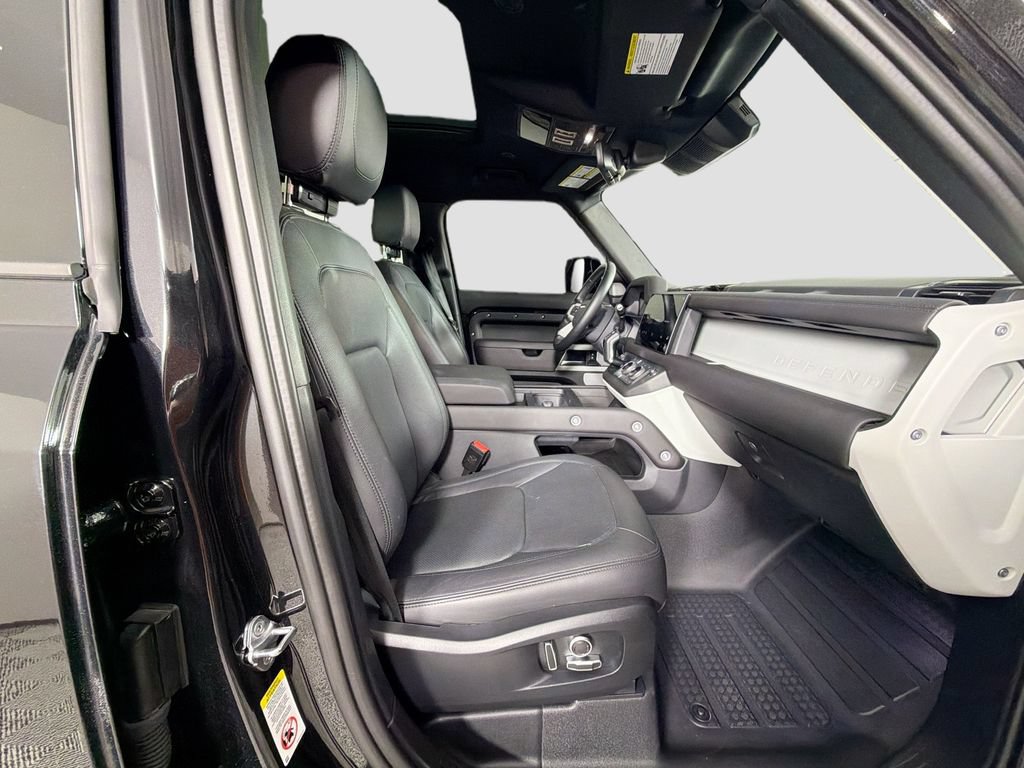 Certified 2024 Land Rover Defender 130 S AWD/4WD image 31