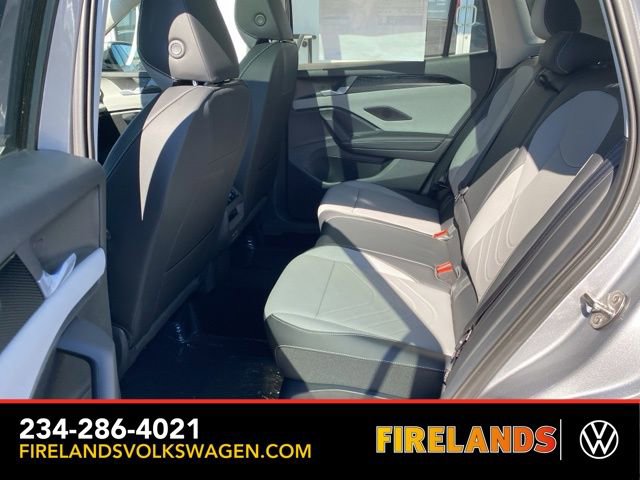 New 2025 Volkswagen Tiguan SE image 58
