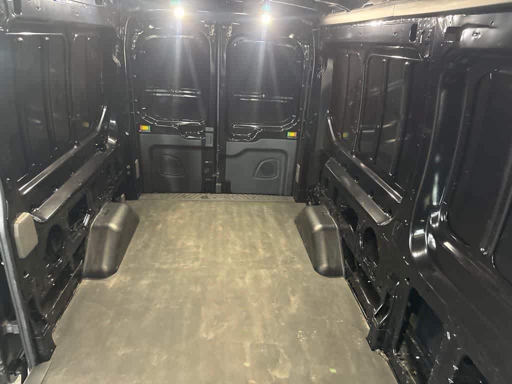Certified 2025 Ford Transit 250 148 Medium Roof RWD image 33