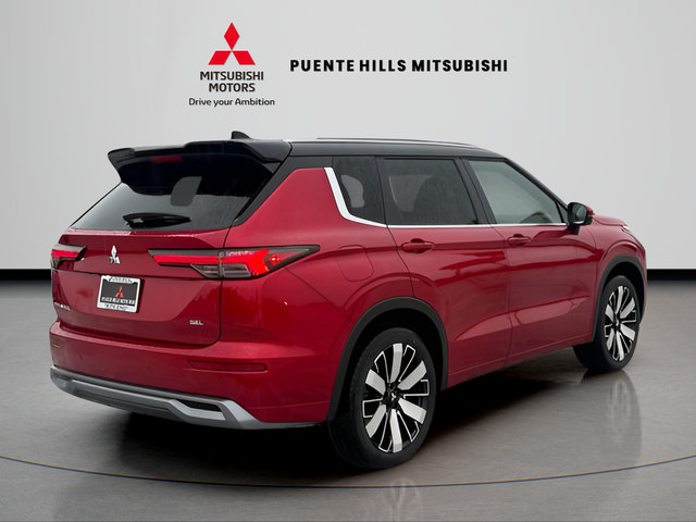 New 2026 Mitsubishi Outlander SEL FWD image 5