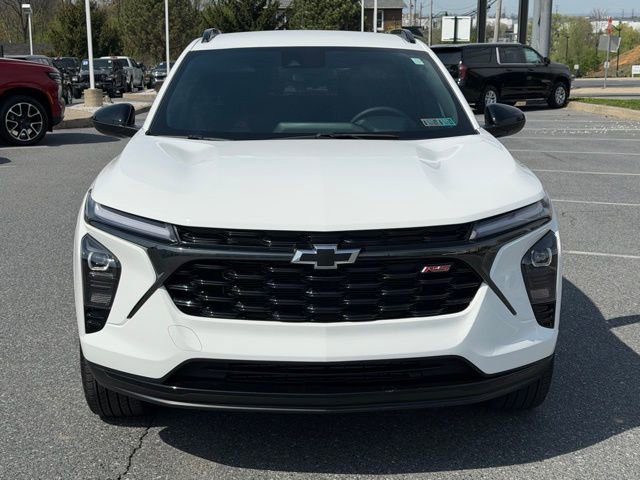 Certified 2024 Chevrolet Trax RS w/ Driver Confidence Package FWD image 9