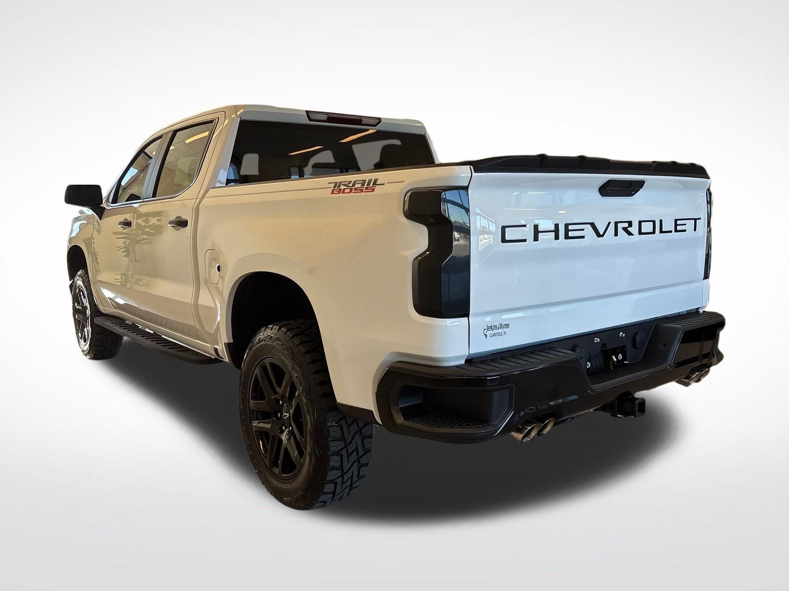 Used 2022 Chevrolet Silverado 1500 Custom Trail Boss w/ Safety Confidence Package AWD/4WD image 2
