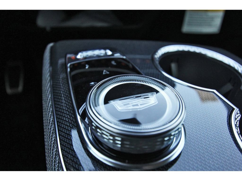 New 2026 Cadillac Optiq Sport 2 image 19