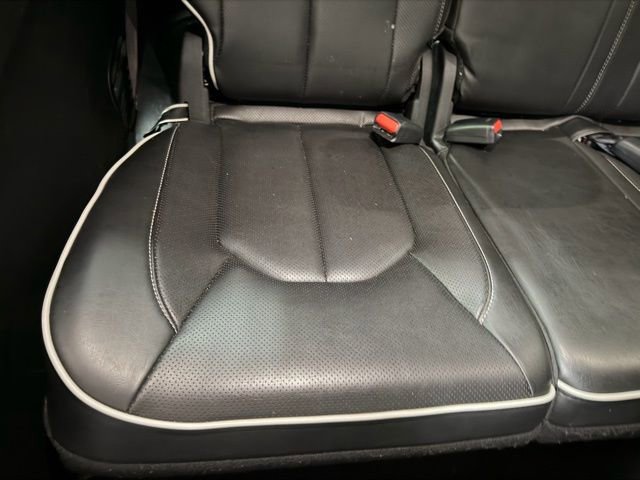 Used 2025 Chrysler Pacifica Limited image 26