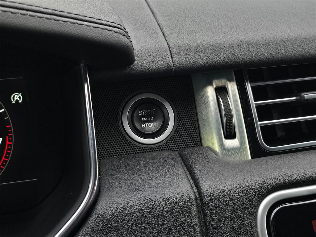 Used 2018 Land Rover Range Rover image 34