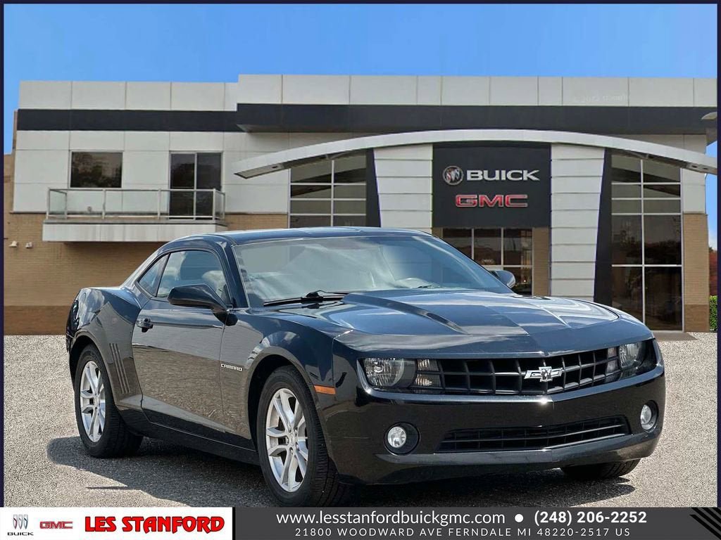 Used 2013 Chevrolet Camaro LT RWD image 8