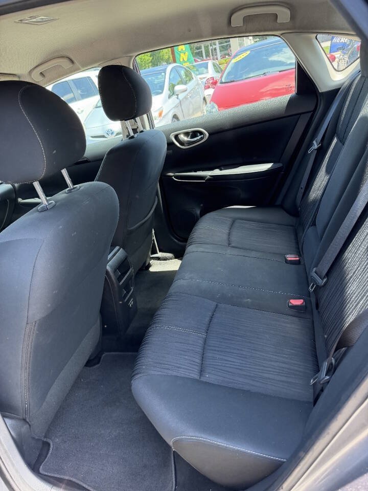 Used 2018 Nissan Sentra SV FWD image 7