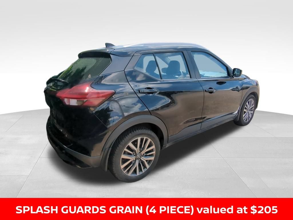Certified 2022 Nissan Kicks SV FWD image 6