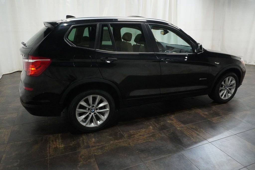 Used 2017 BMW X3 xDrive28i image 4