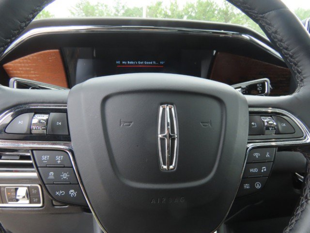 Certified 2024 Lincoln Navigator Black Label AWD/4WD image 27