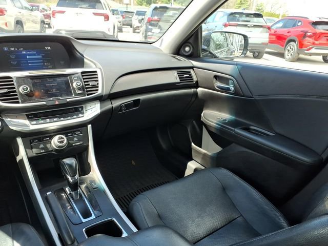 Used 2013 Honda Accord Touring image 8