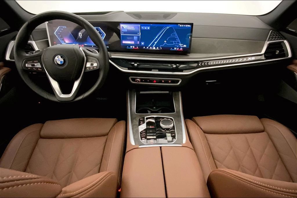Certified 2026 BMW X5 xDrive50e w/ Climate Comfort Package AWD/4WD image 16