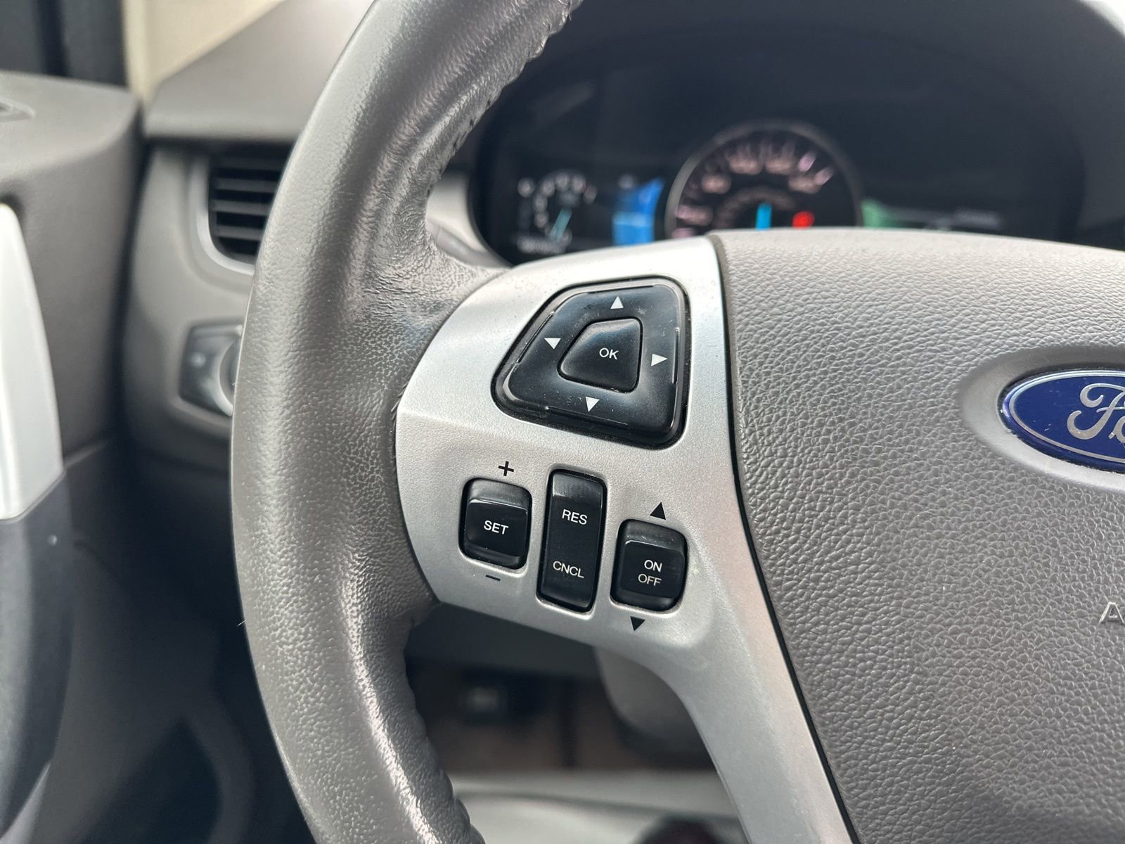 Used 2011 Ford Edge SEL w/ 202A Rapid Spec Order Code AWD/4WD image 47