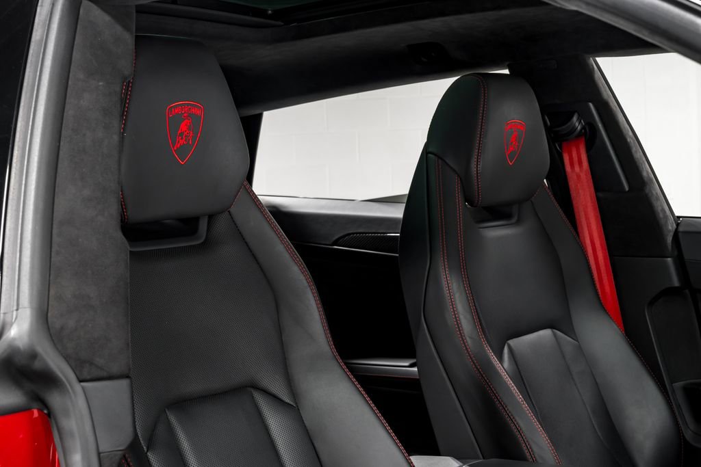 Used 2023 Lamborghini Urus S image 39