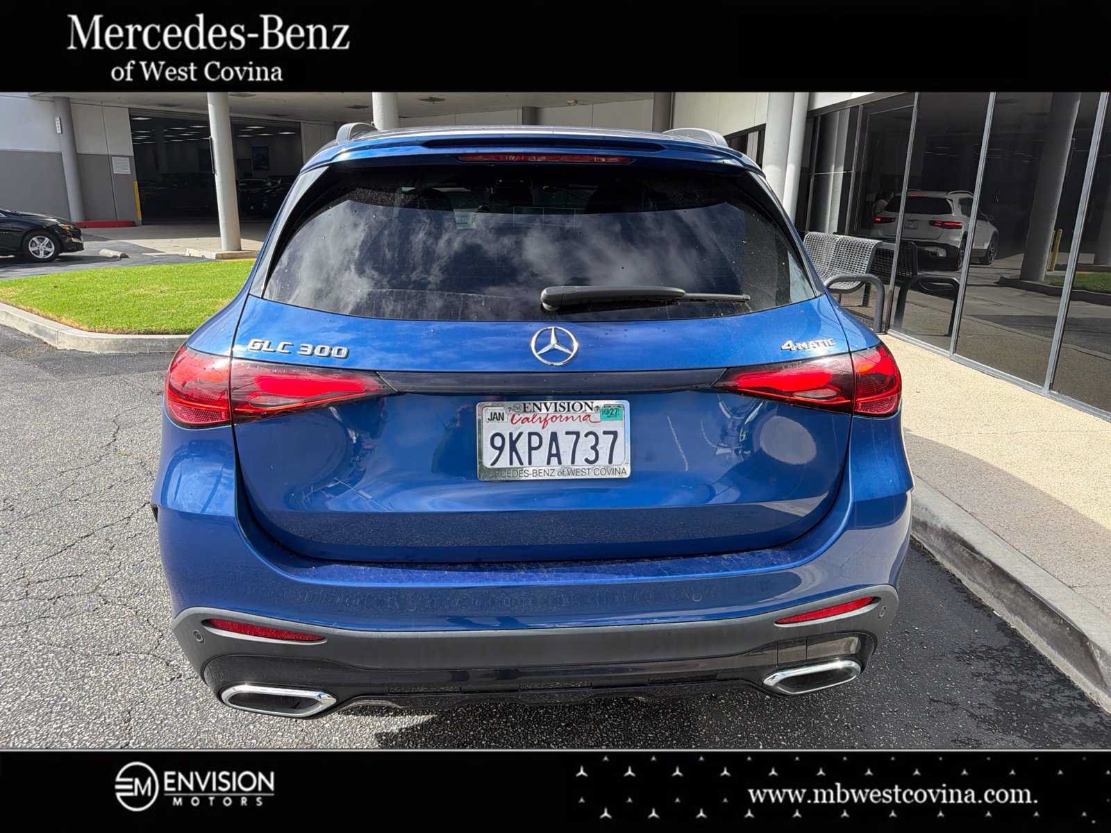 Used 2023 Mercedes-Benz GLC 300 4MATIC image 5