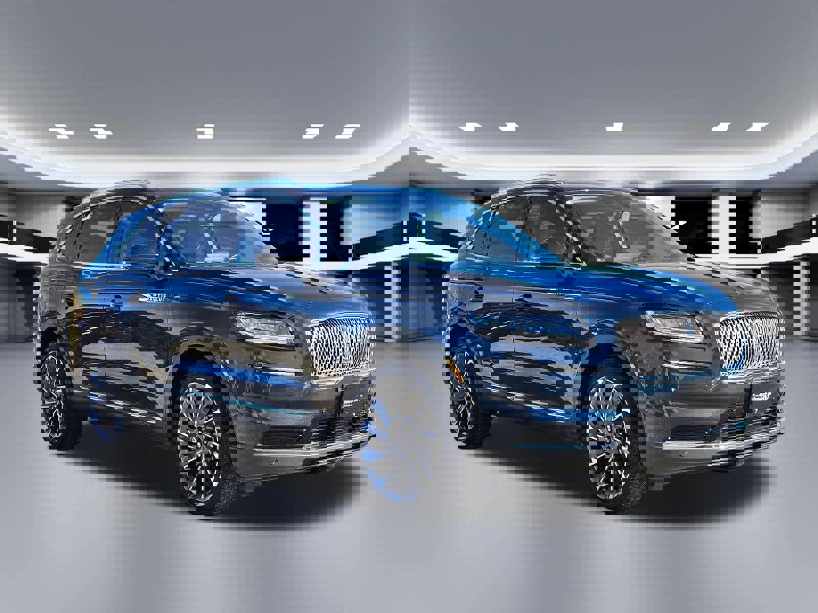 Used 2022 Lincoln Nautilus Reserve w/ Equipment Group 201A image 8