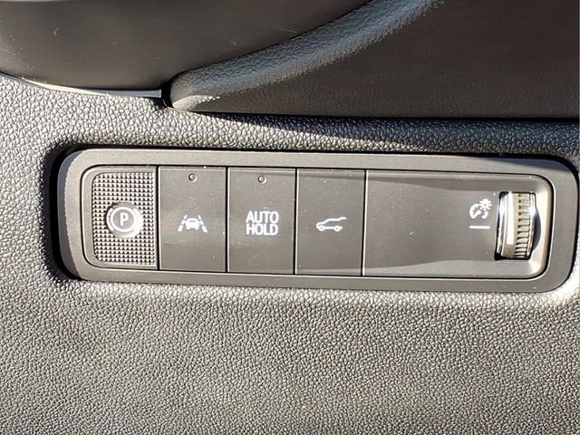 Used 2025 Chevrolet Equinox EV RS FWD image 18