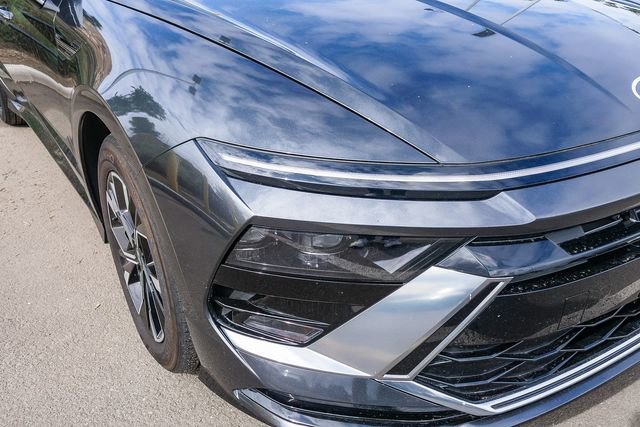 Used 2025 Hyundai Sonata SEL image 3