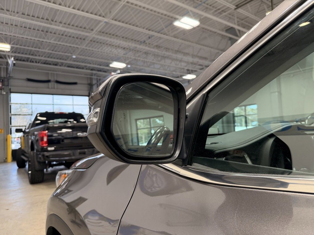 Used 2018 Toyota Highlander Limited Platinum image 17