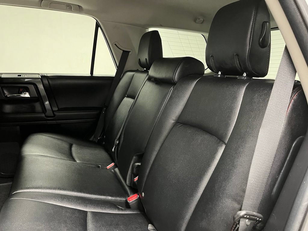Used 2022 Toyota 4Runner TRD Off-Road Premium AWD/4WD image 47