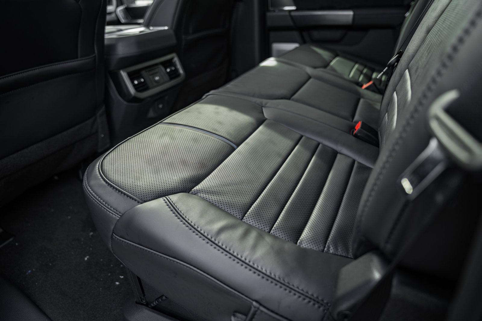 New 2026 Ford F250 Platinum w/ Tremor Off-Road Package image 44