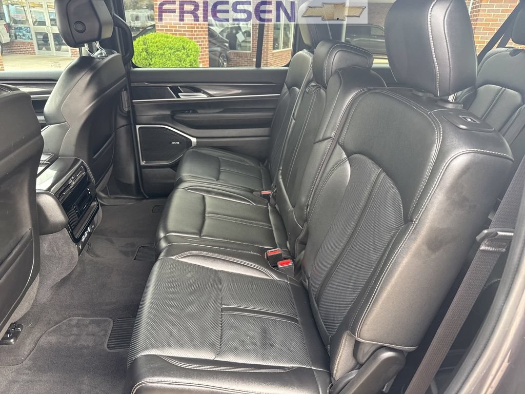 Used 2024 Jeep Wagoneer L 4WD image 23