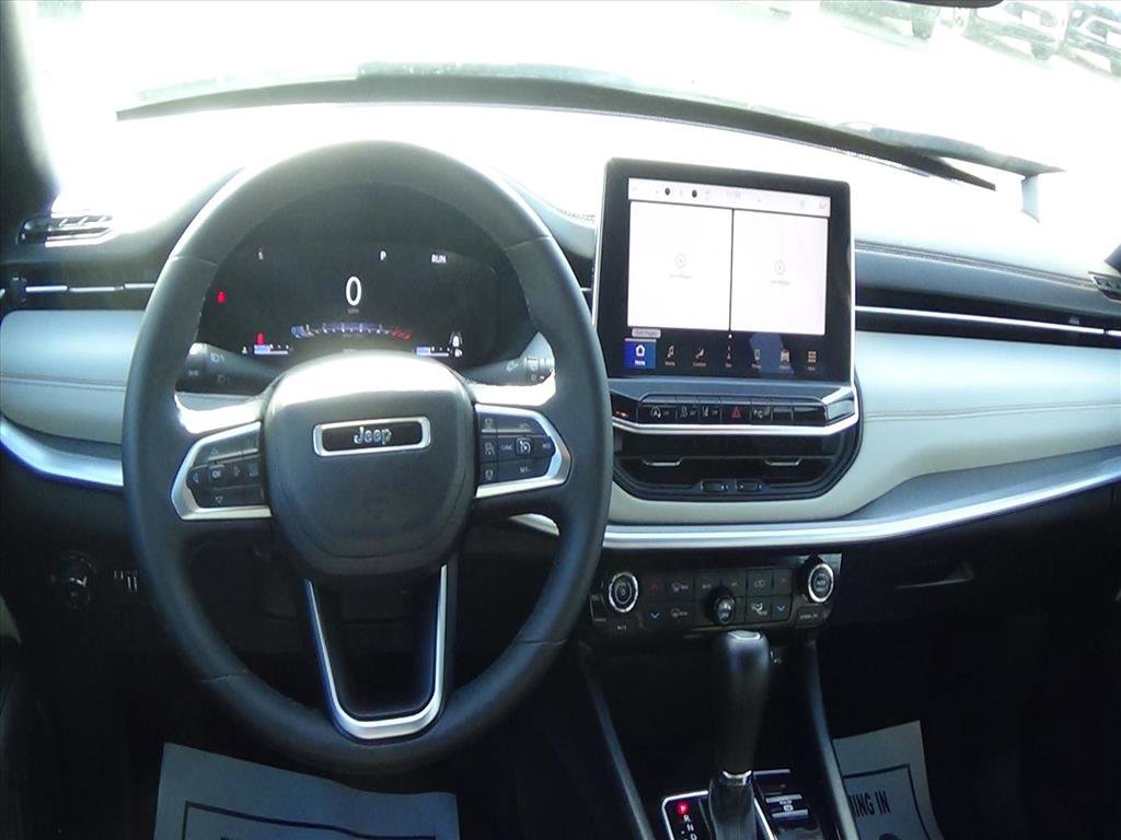 Used 2024 Jeep Compass Limited w/ Elite Group image 14