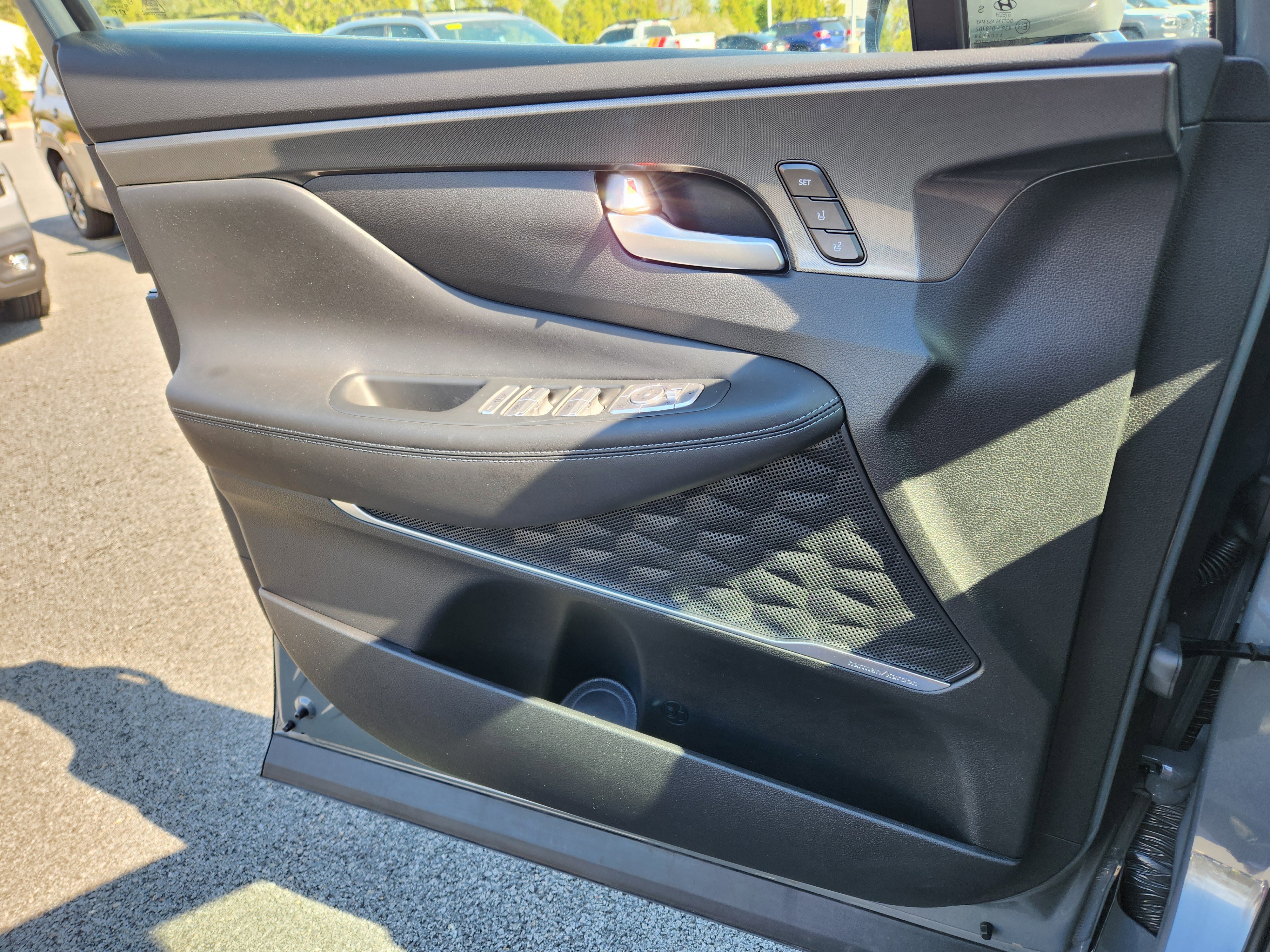 Used 2023 Hyundai Santa Fe Calligraphy image 24