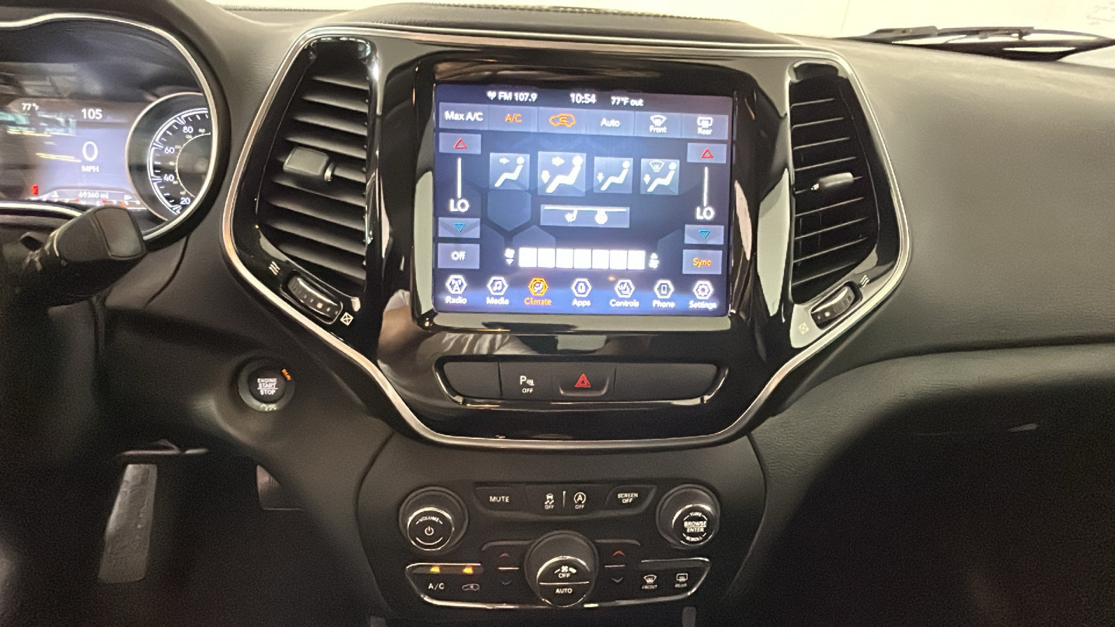 Used 2020 Jeep Cherokee Limited AWD/4WD image 27