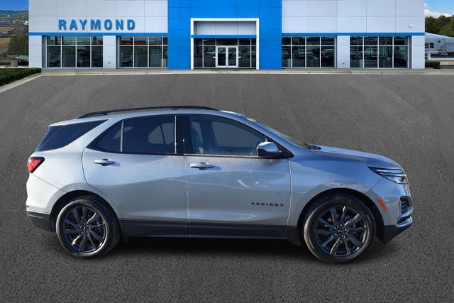 Certified 2023 Chevrolet Equinox RS w/ LPO, Floor Liner Package image 2