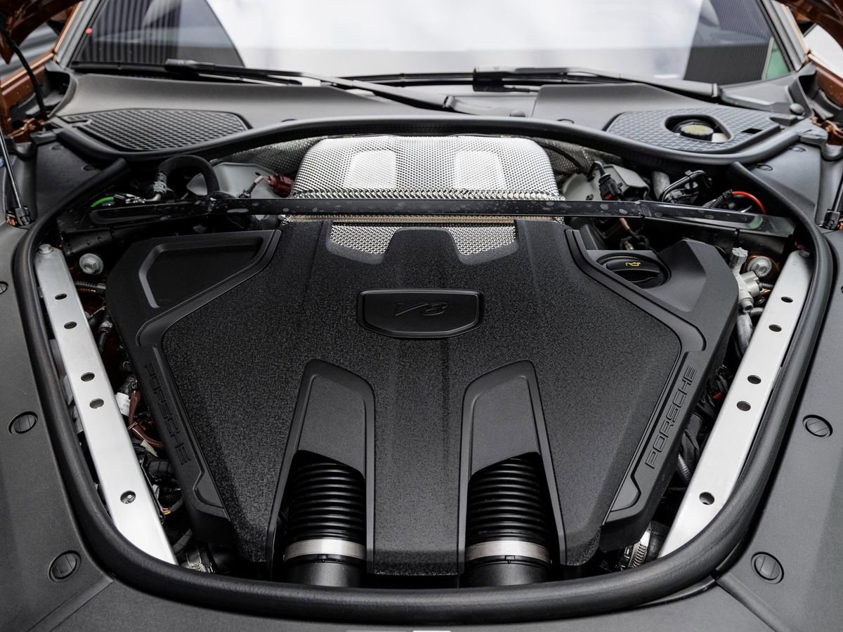 Certified 2025 Porsche Panamera Turbo S AWD/4WD image 38